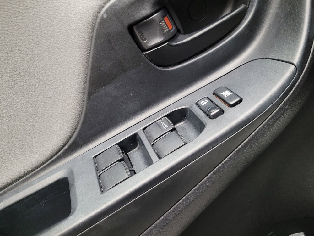 Used 2015 Toyota Yaris L FWD image 27