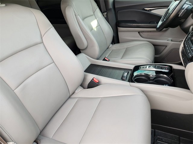 Used 2016 Honda Pilot Touring image 14