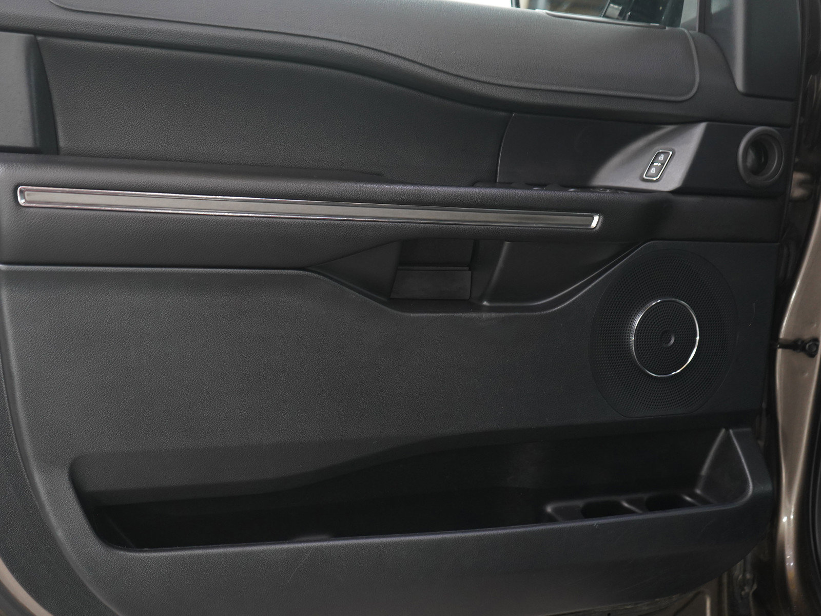 Used 2019 Ford Expedition XLT w/ Equipment Group 201A image 20