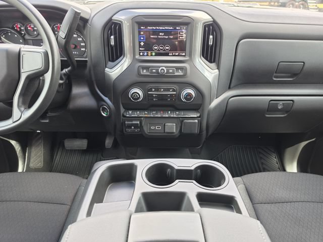 Used 2025 Chevrolet Silverado 2500 Custom w/ Custom Value Package RWD image 18