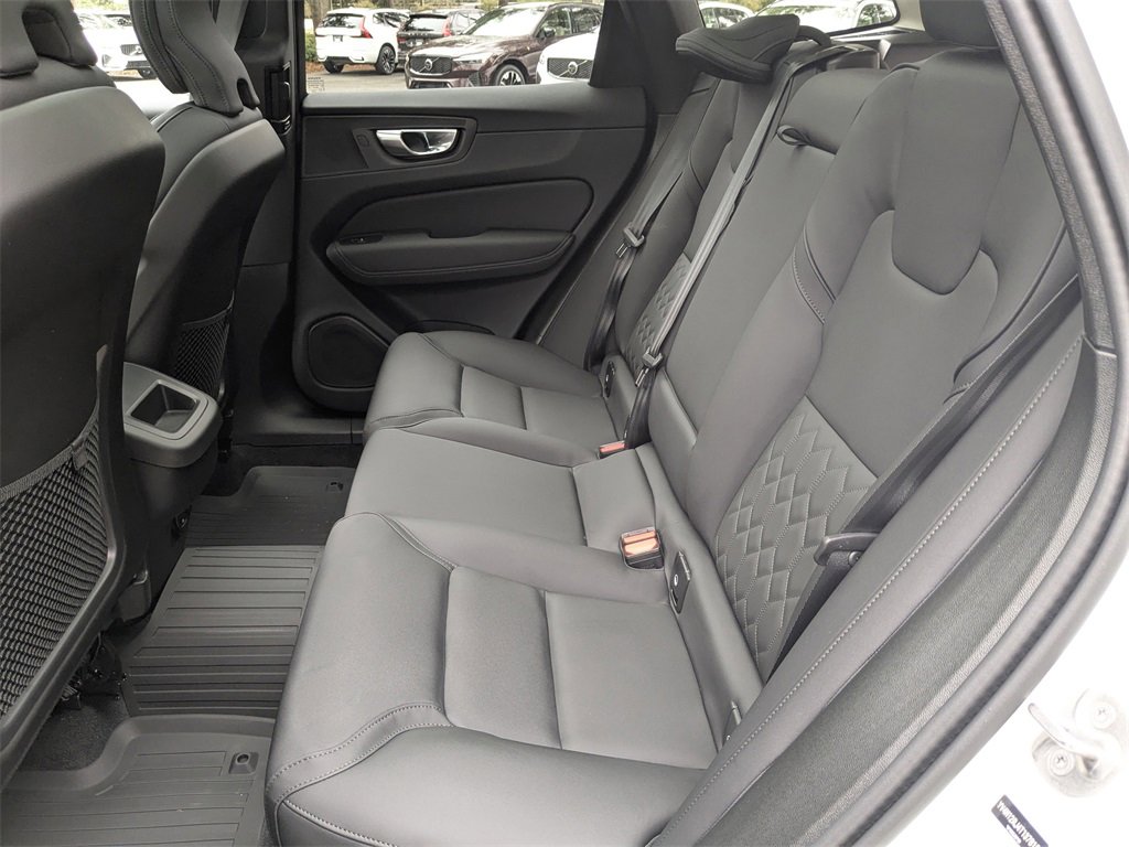 New 2026 Volvo XC60 B5 Core image 14