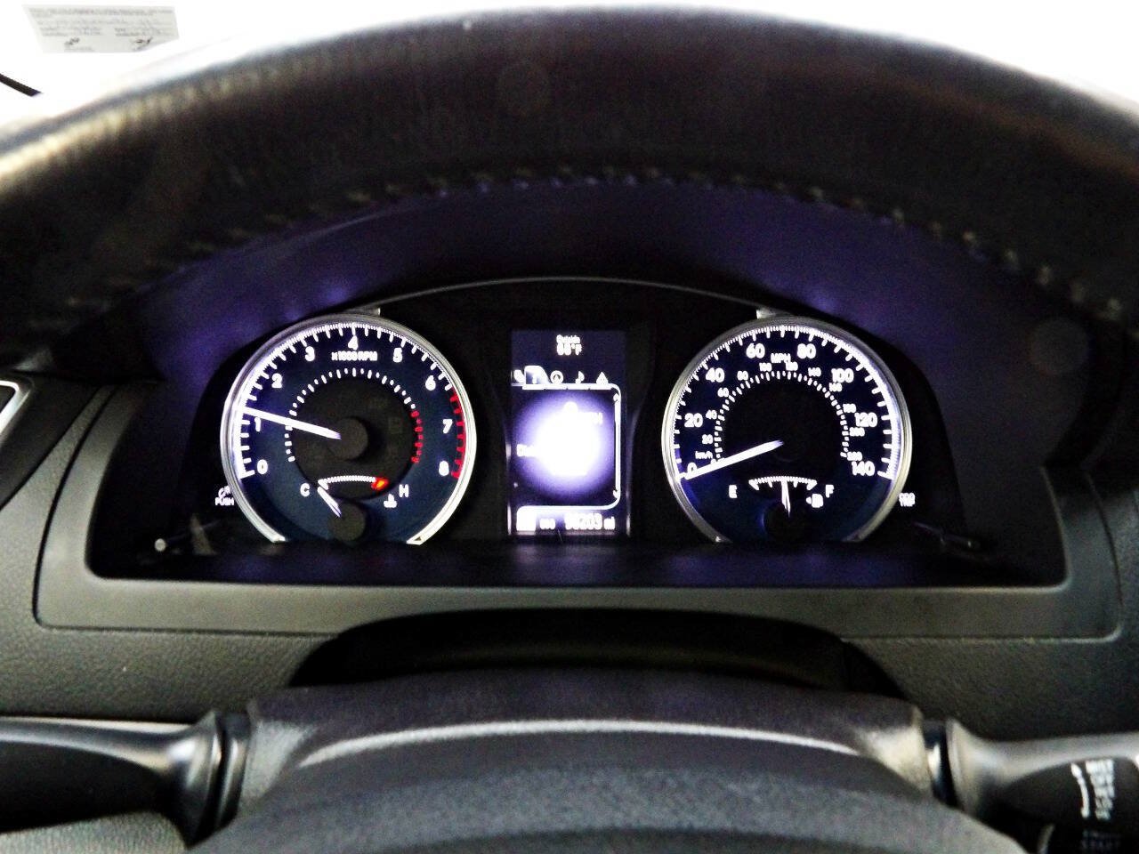 Used 2015 Toyota Camry XLE w/ Moonroof Package FWD image 15