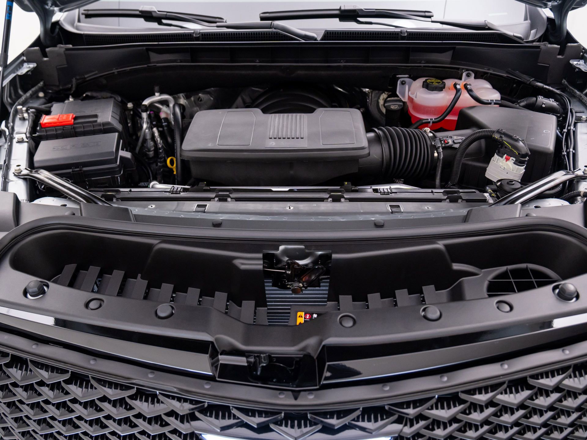 New 2026 Cadillac Escalade Platinum Sport w/ LPO, ONYX Package image 32