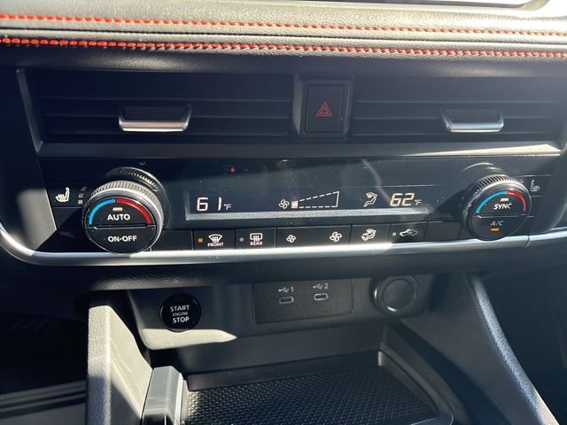 Certified 2025 Nissan Rogue SV AWD/4WD image 31