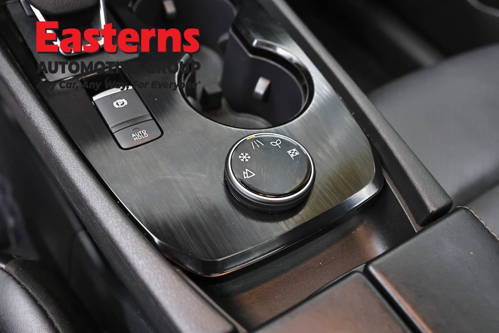 Used 2023 Nissan Rogue SV w/ SV Premium B Package AWD/4WD image 21