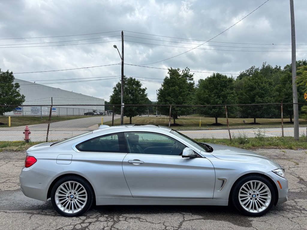 Used 2014 BMW 428i xDrive Coupe AWD/4WD image 2