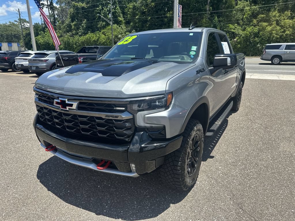 Used 2023 Chevrolet Silverado 1500 ZR2 w/ Technology Package AWD/4WD image 12