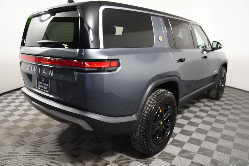 Used 2024 Rivian R1S Adventure AWD/4WD image 6