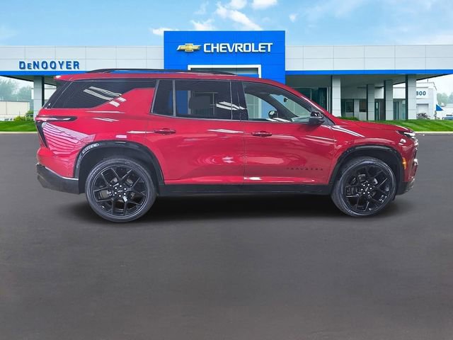 Used 2024 Chevrolet Traverse RS w/ LPO, Floor Liner Package image 3