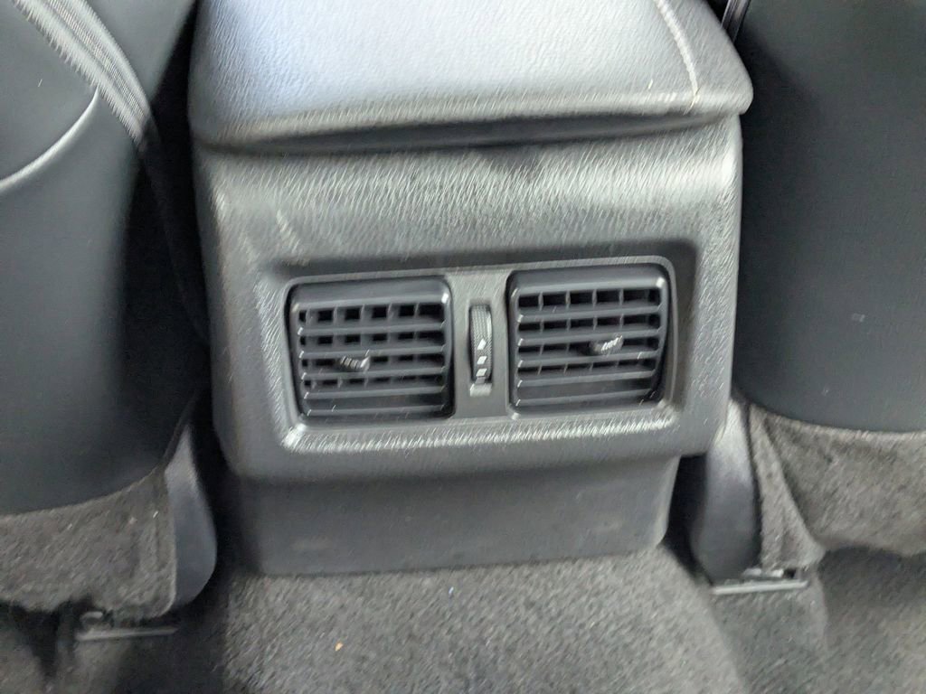 Used 2023 Toyota Camry XSE FWD image 12