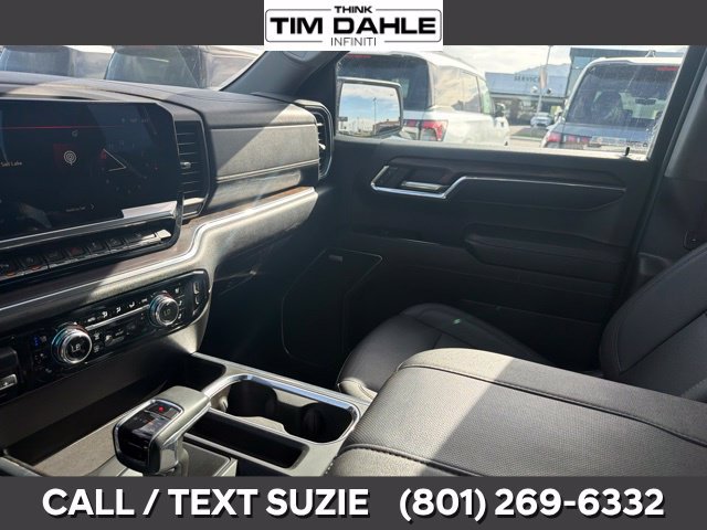 Used 2023 GMC Sierra 1500 SLT w/ SLT Convenience Package AWD/4WD image 18