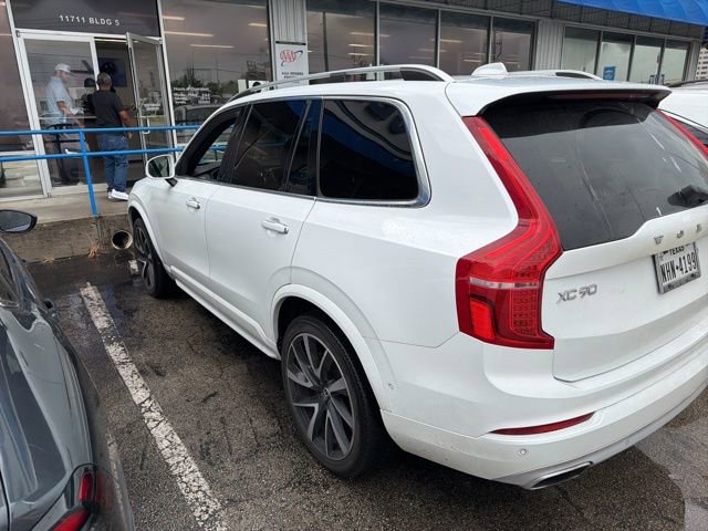 Used 2018 Volvo XC90 T6 Momentum w/ Convenience Package image 2