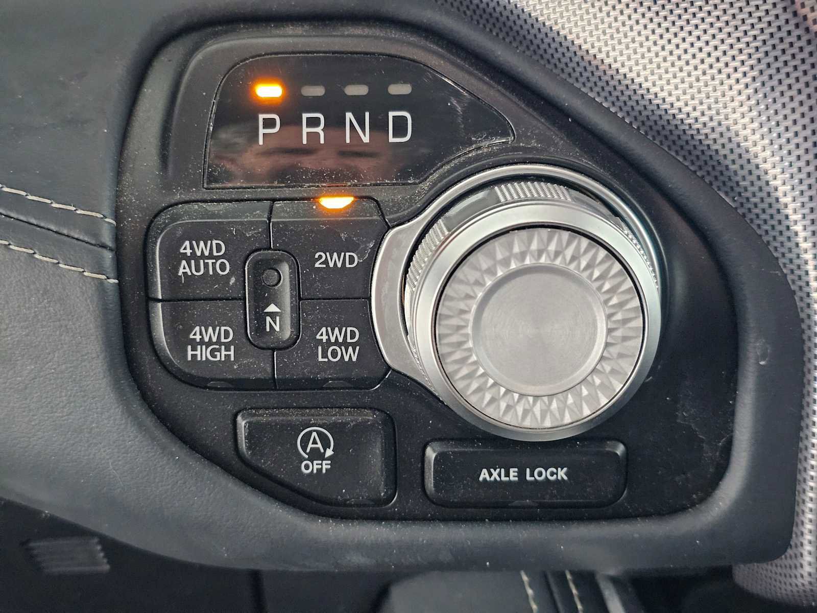 Used 2024 RAM 1500 Limited AWD/4WD image 32