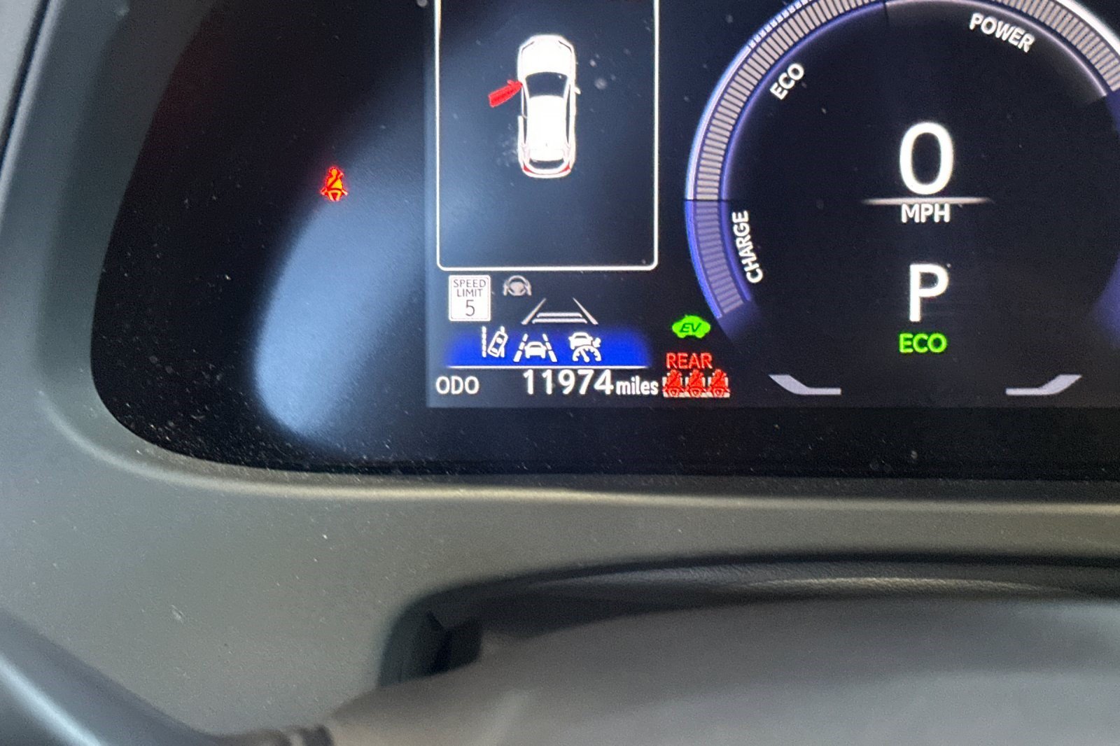 Certified 2025 Lexus UX 300h FWD w/ Accessory Package (Z2) image 34