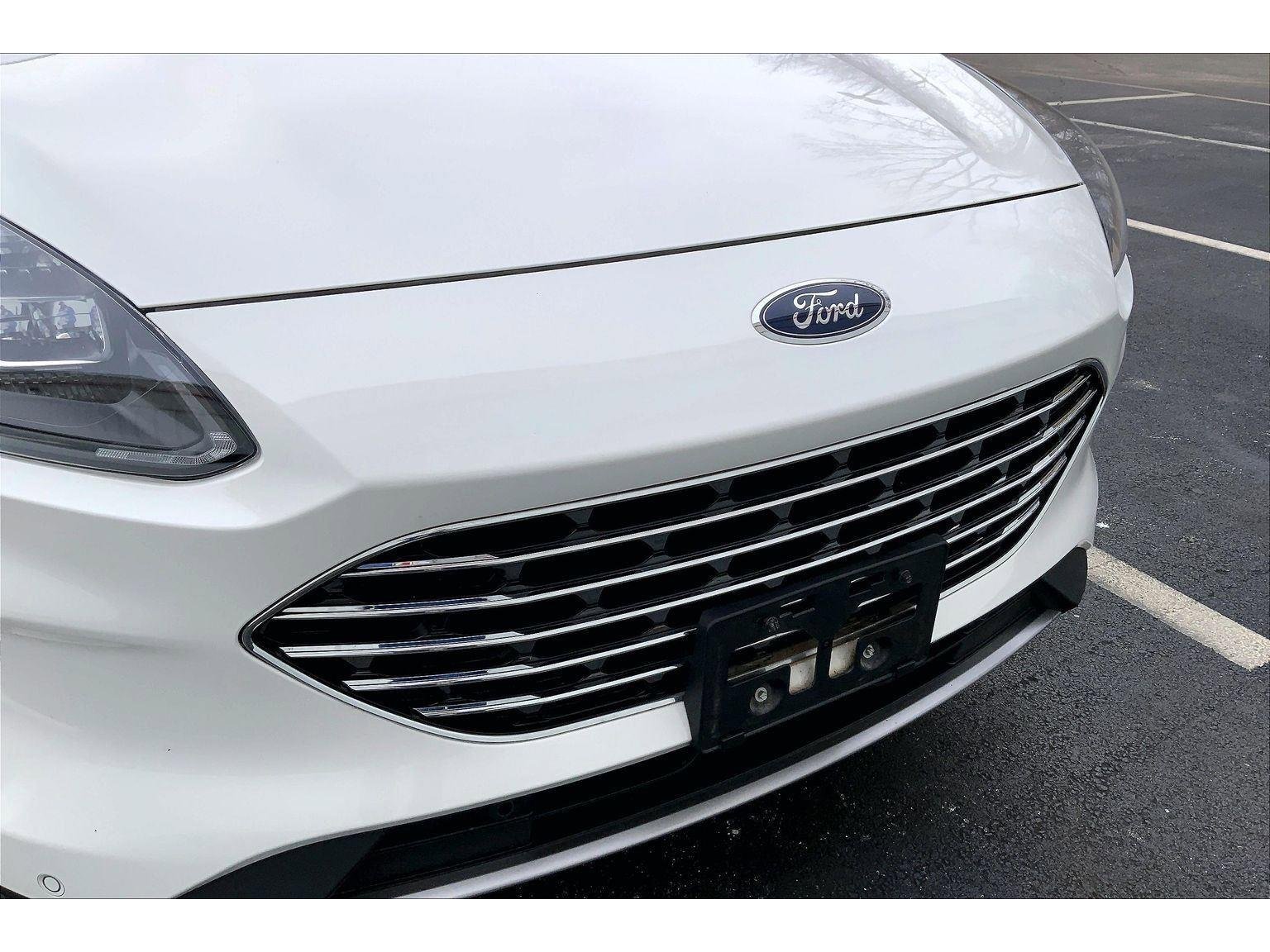 Used 2022 Ford Escape Titanium w/ Titanium Elite Package image 30