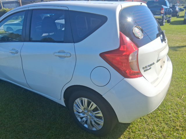 Used 2015 Nissan Versa Note SV FWD image 10