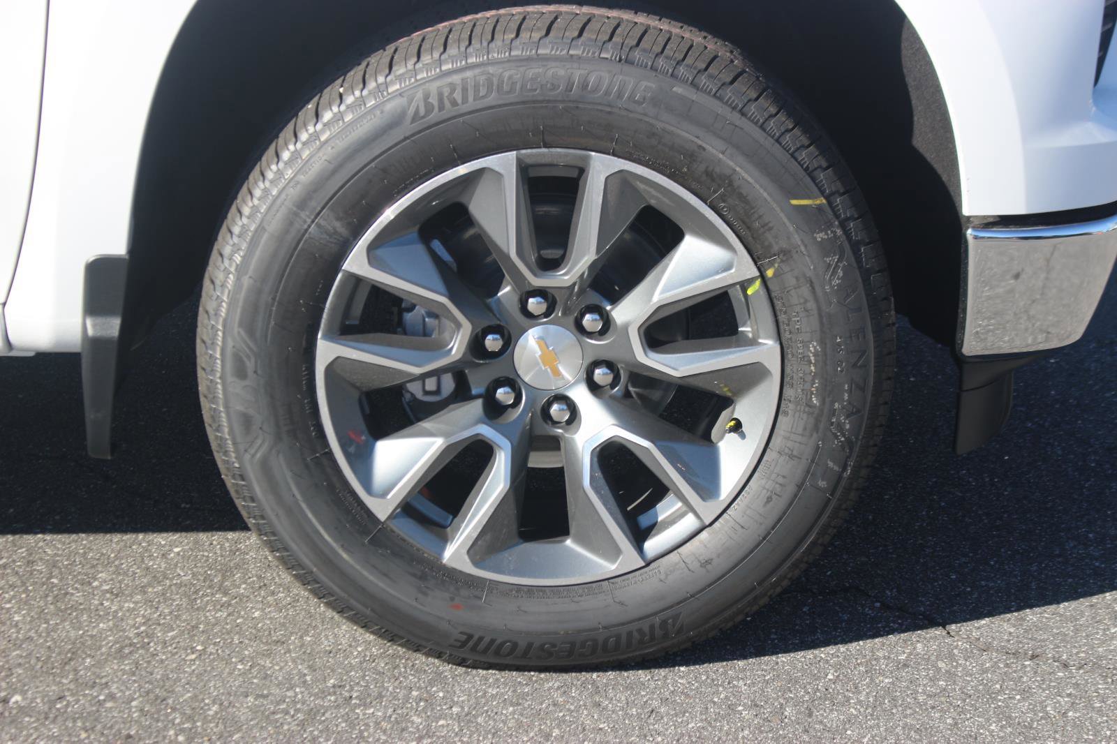 New 2026 Chevrolet Silverado 1500 LT image 9