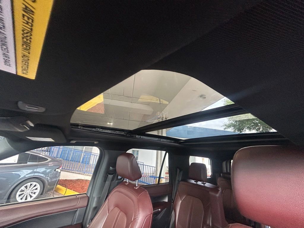 Used 2024 Ford Expedition Limited image 10