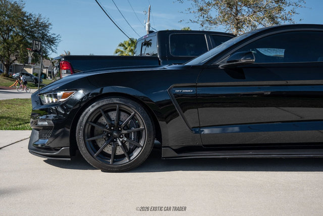 Used 2018 Ford Mustang Shelby GT350 w/ Electronics Package image 4