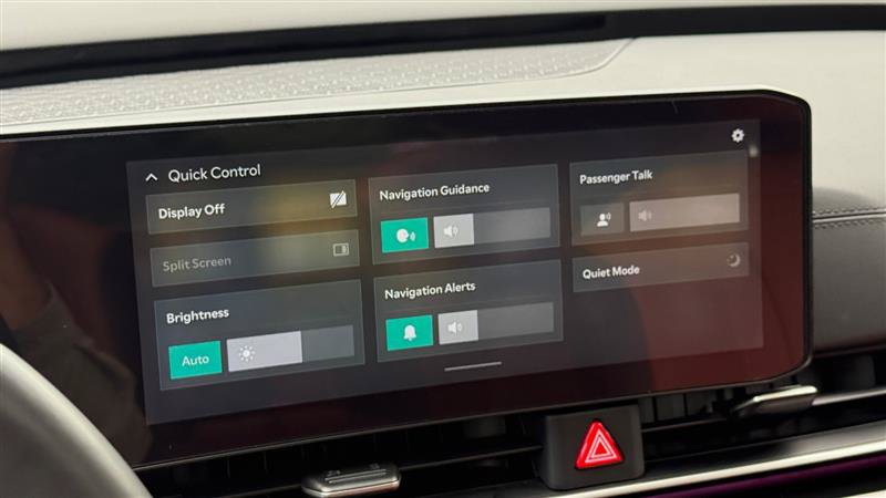 Used 2025 Kia Carnival SX Prestige FWD image 35