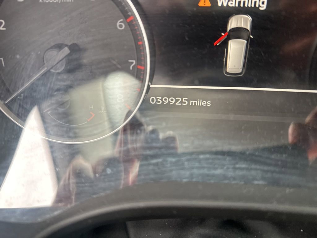 Used 2022 Mitsubishi Outlander SE image 7