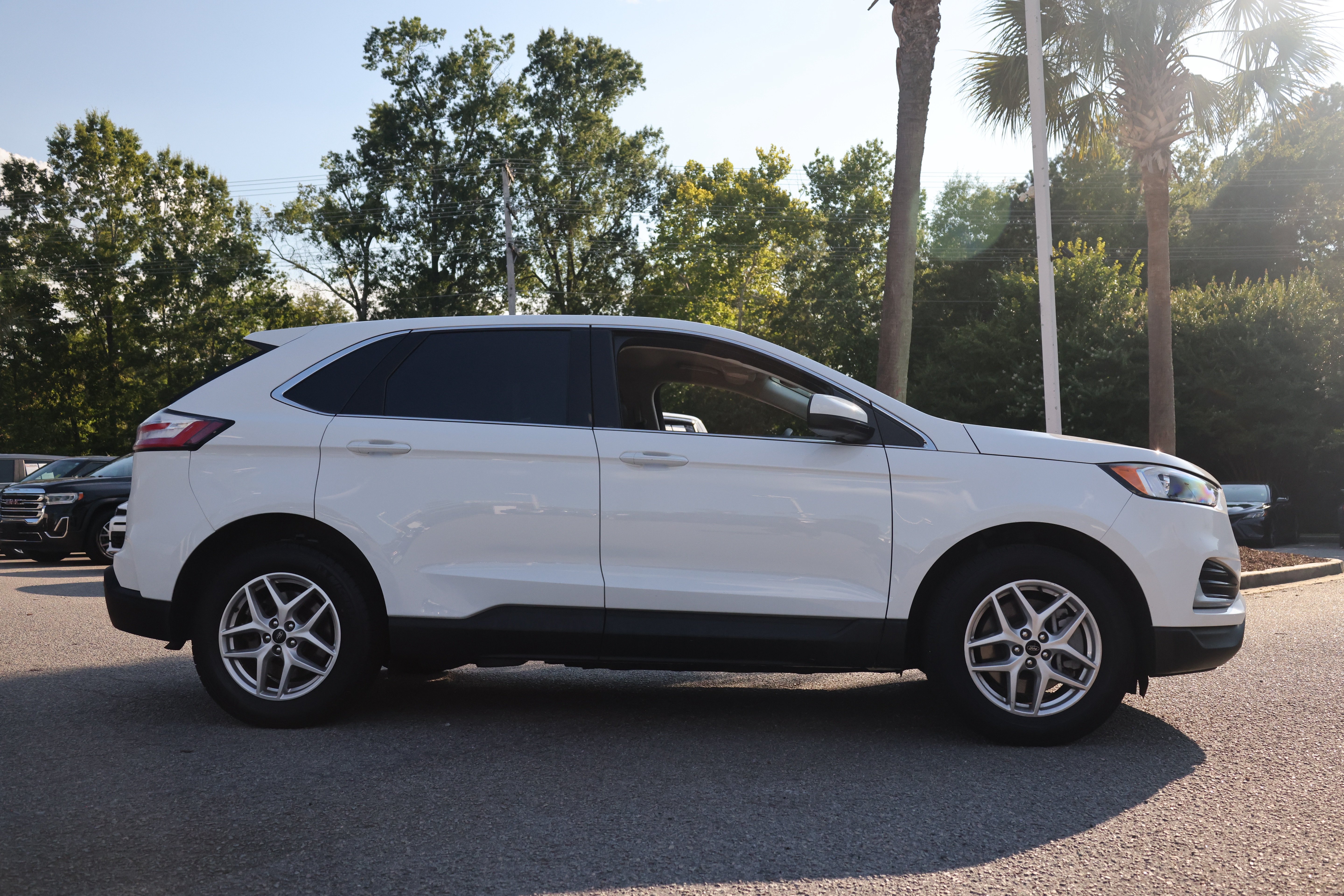 Used 2024 Ford Edge SEL AWD/4WD image 6