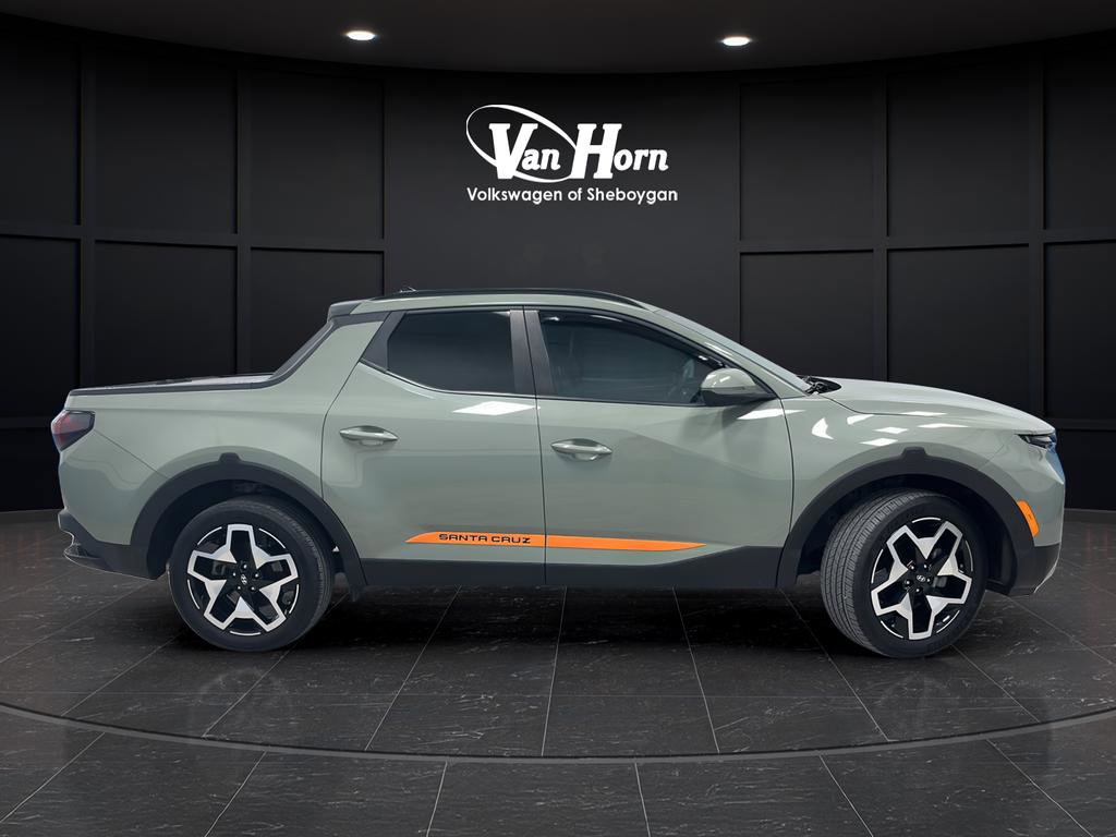 Used 2023 Hyundai Santa Cruz Limited AWD/4WD image 2