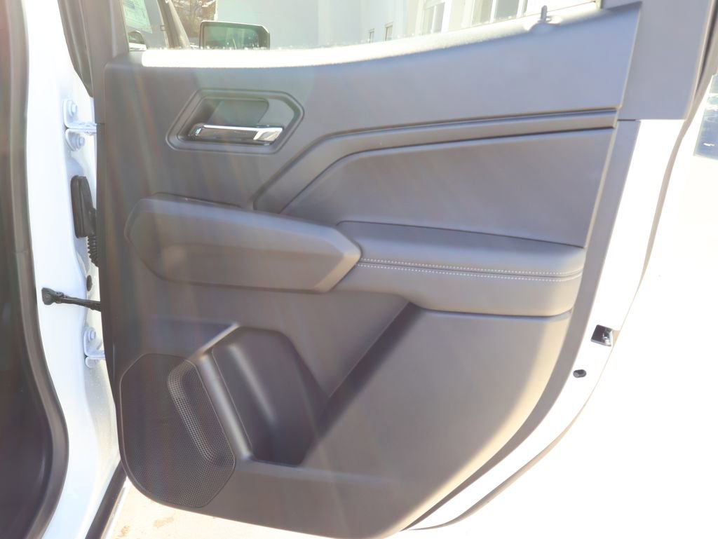 New 2026 GMC Canyon Elevation w/ Convenience Package image 32