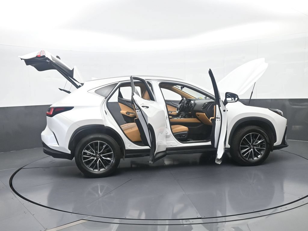 Used 2025 Lexus NX 250 FWD w/ Towing Package (2000 Lbs) image 70