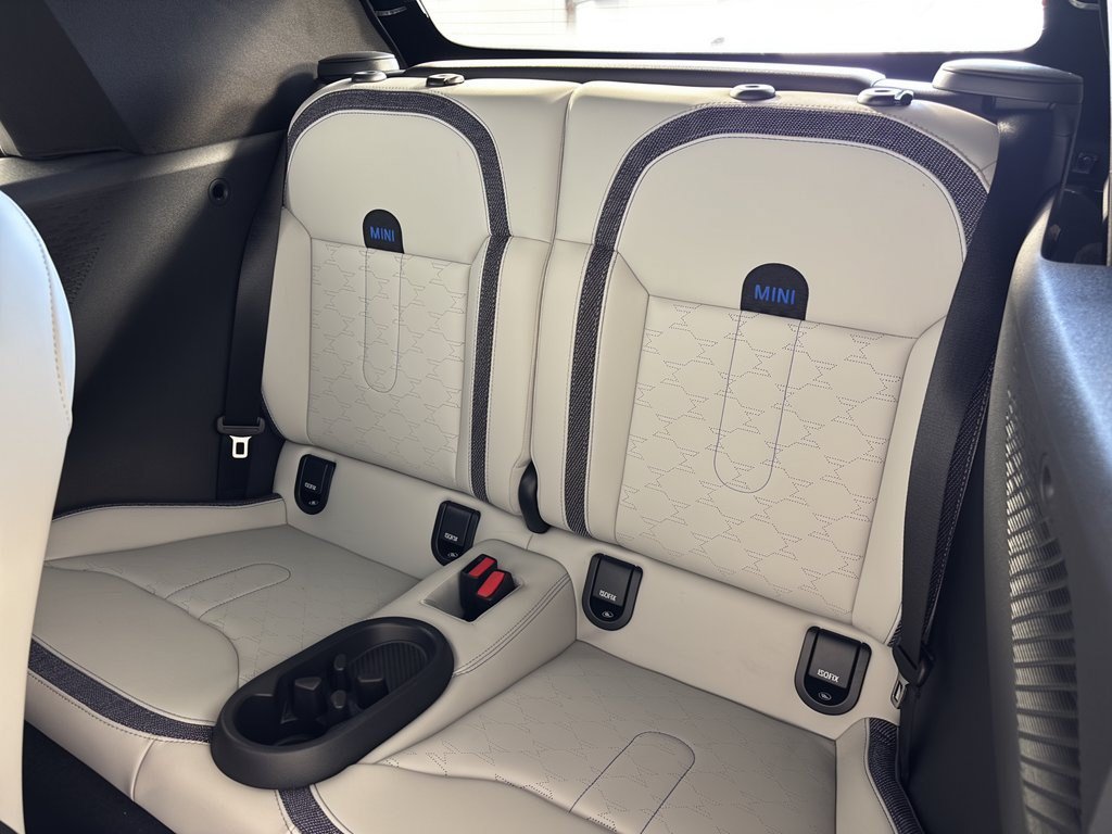 Certified 2025 MINI Cooper S FWD image 25