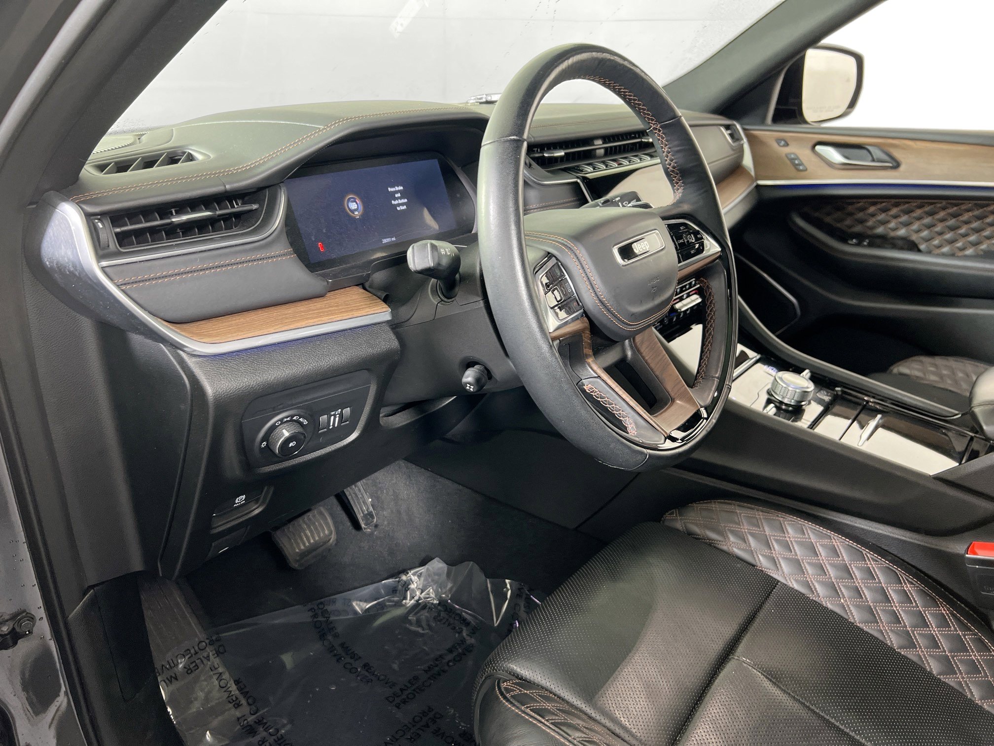 Used 2022 Jeep Grand Cherokee Summit w/ Adv Protech Group IV image 9