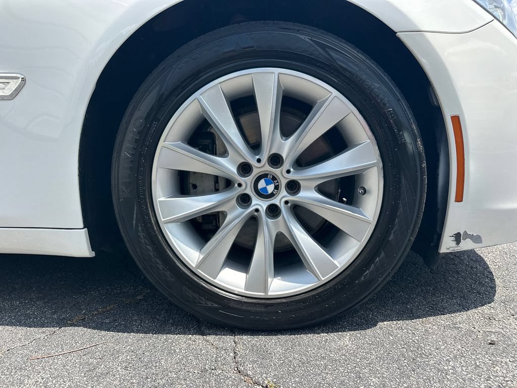 Used 2015 BMW 740Li w/ Executive Package RWD image 13