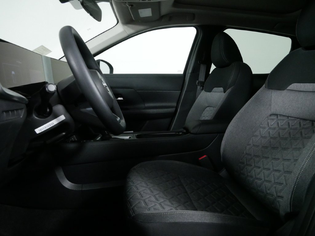 New 2027 Nissan Kicks SV AWD/4WD image 13