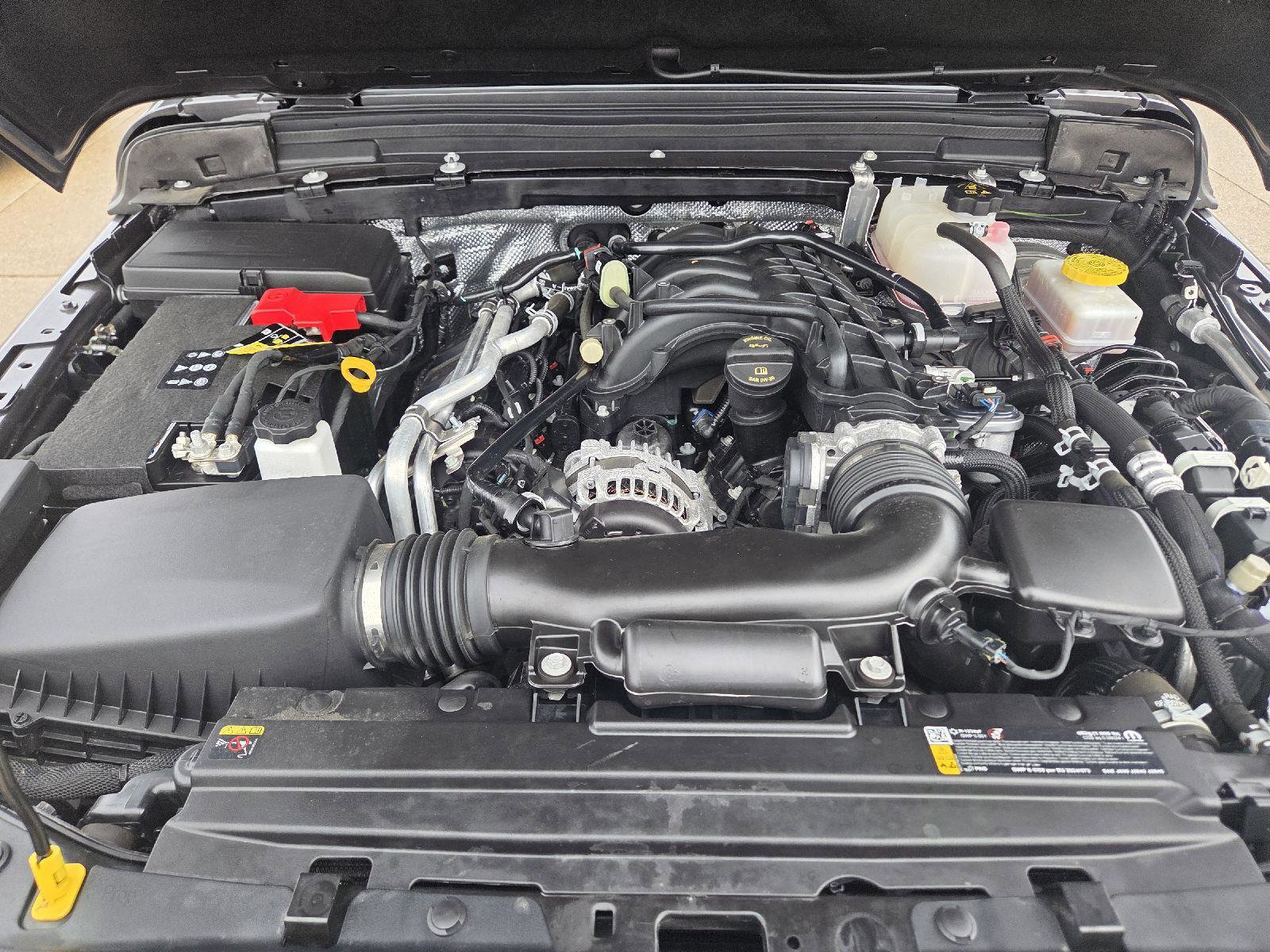 Used 2025 Jeep Wrangler Sport image 55