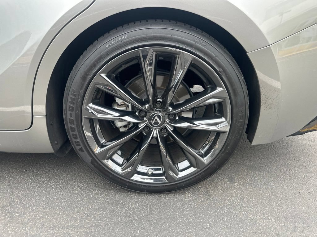 Used 2022 Lexus IS 350 F Sport w/ Navigation Package RWD image 11