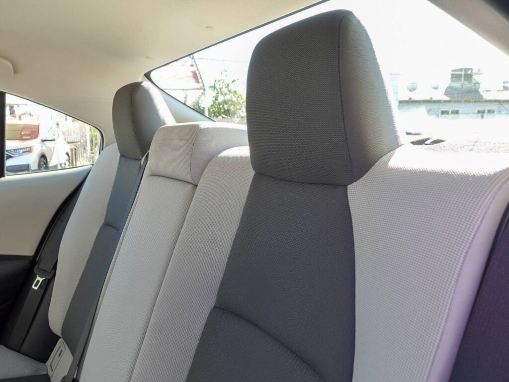 Certified 2023 Toyota Corolla LE image 10