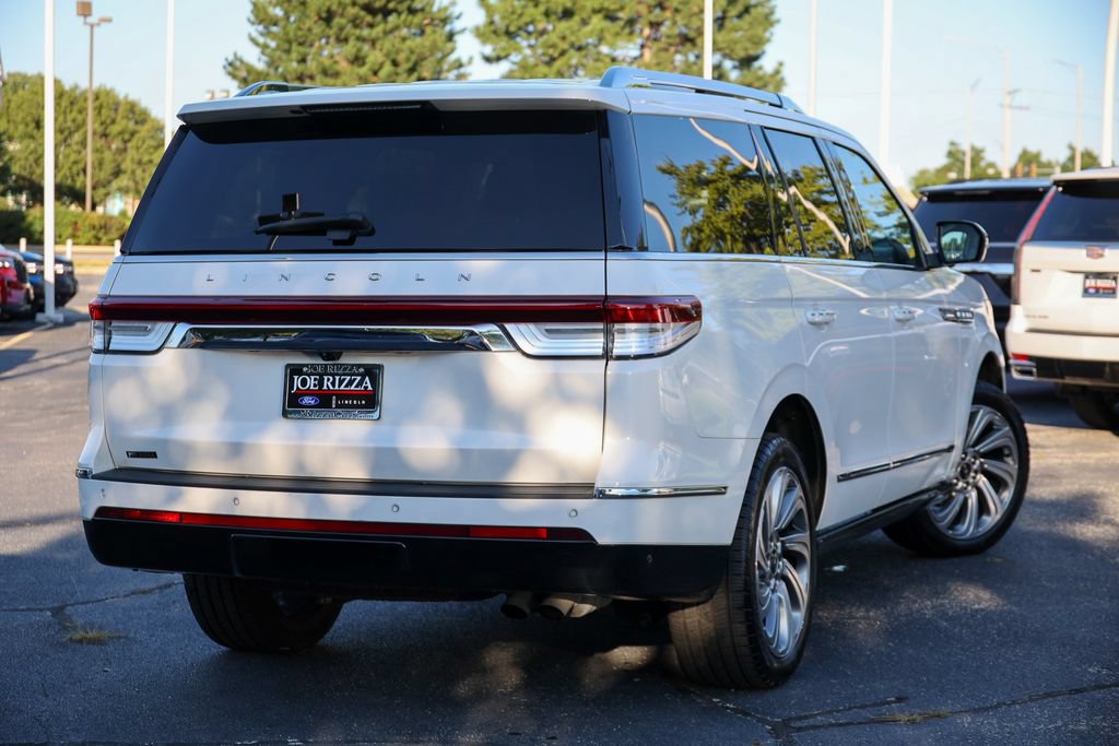Used 2022 Lincoln Navigator Reserve AWD/4WD image 20