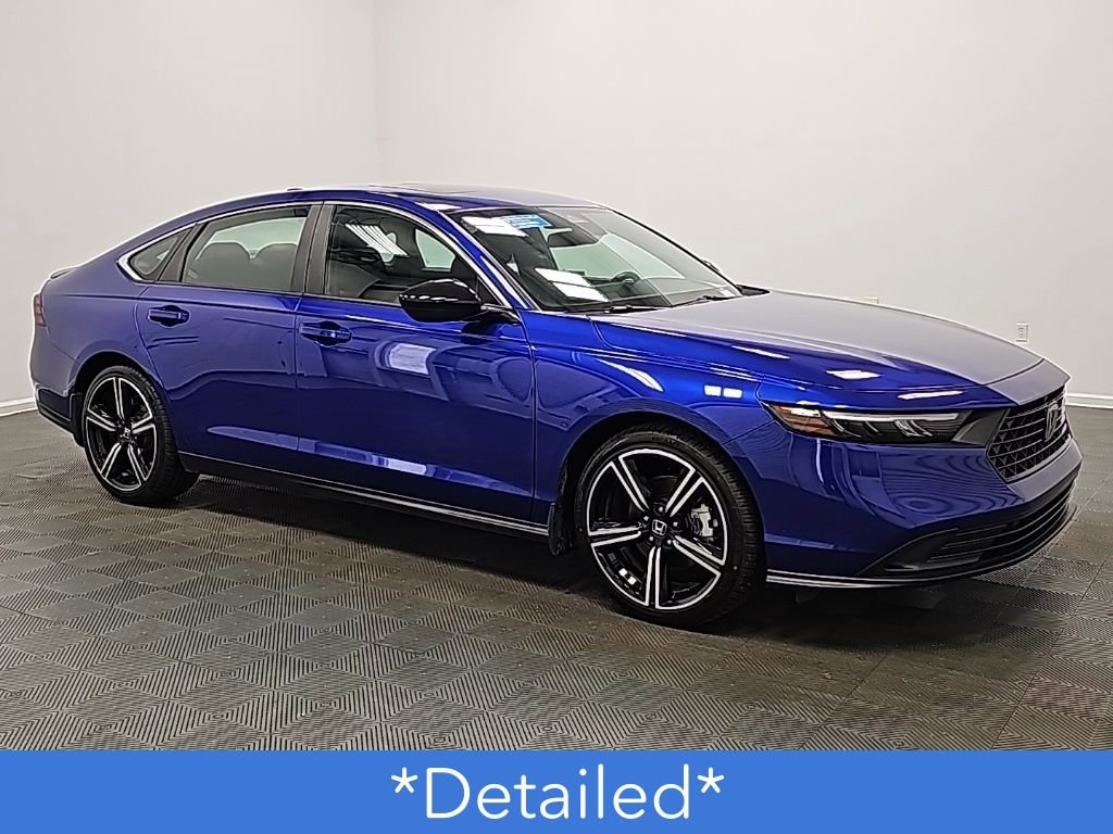Used 2024 Honda Accord Sport image 2
