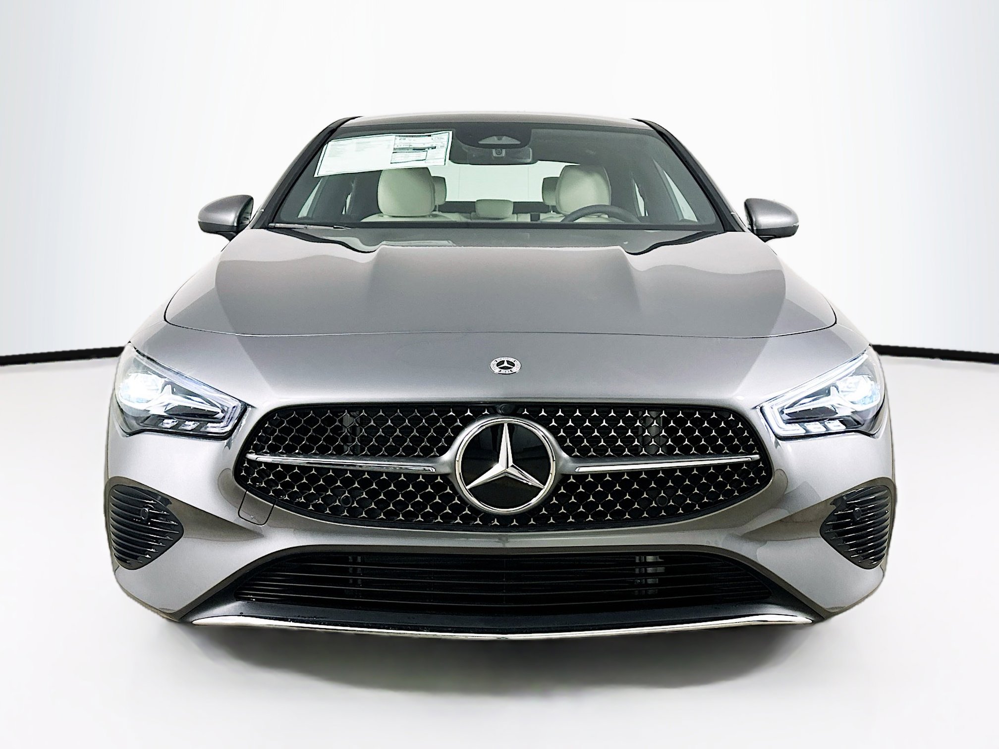 Used 2025 Mercedes-Benz CLA 250 4MATIC image 2