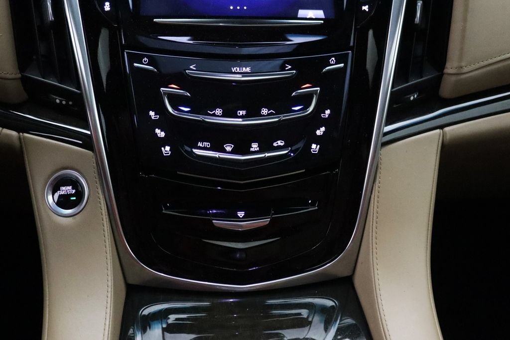 Used 2019 Cadillac Escalade ESV Platinum AWD/4WD image 32