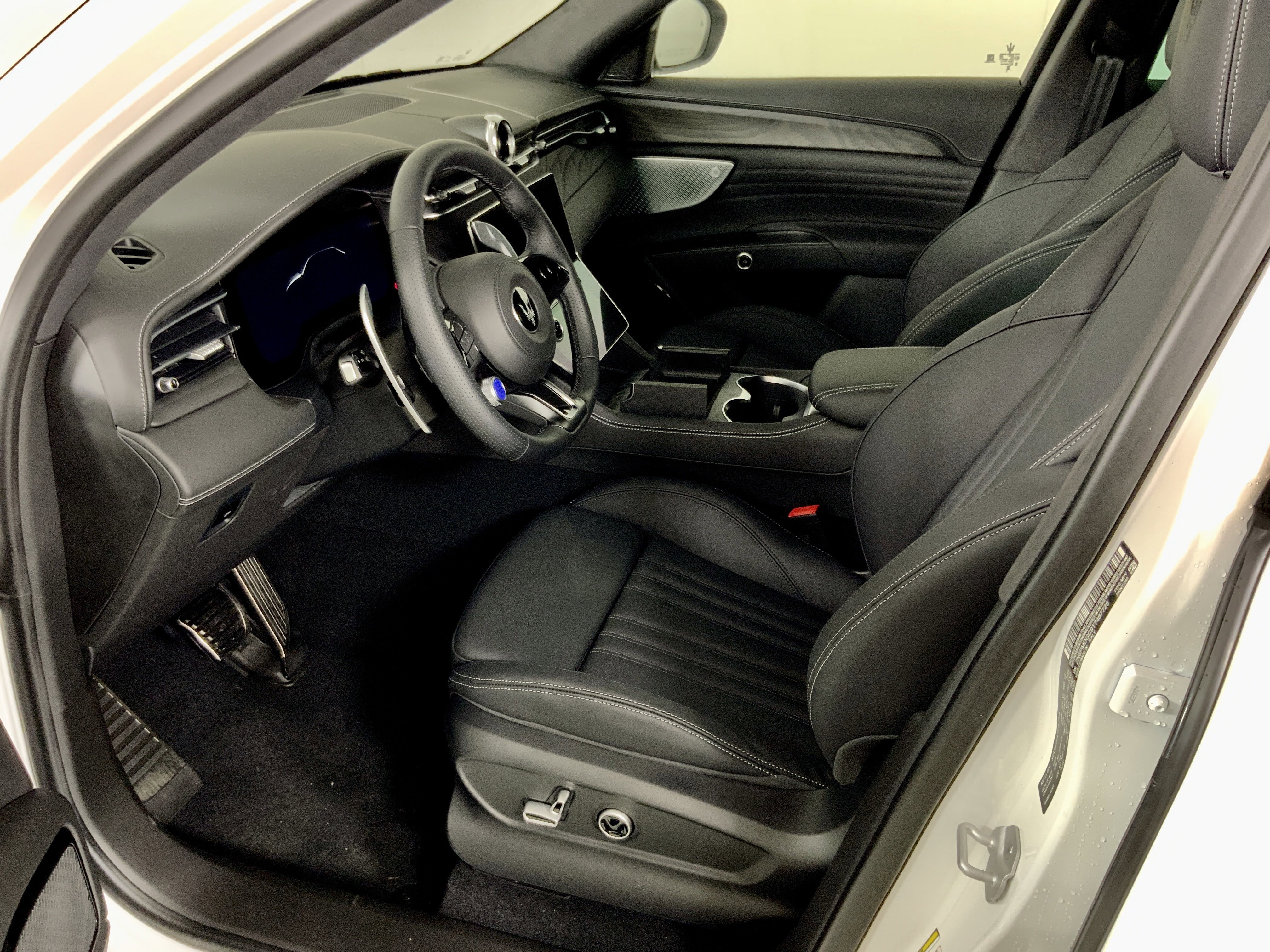 New 2026 Maserati Grecale Modena image 21