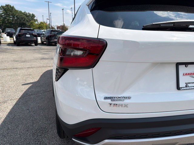 New 2026 Chevrolet Trax LT FWD image 15