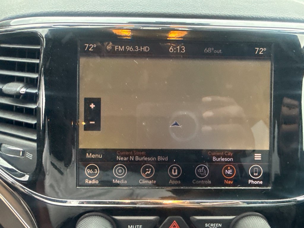 Used 2019 Jeep Grand Cherokee Limited w/ Luxury Group II RWD image 17