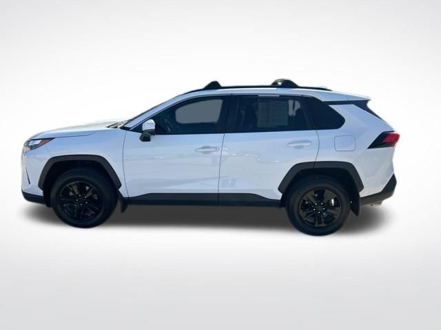 Used 2023 Toyota RAV4 XLE AWD/4WD image 6