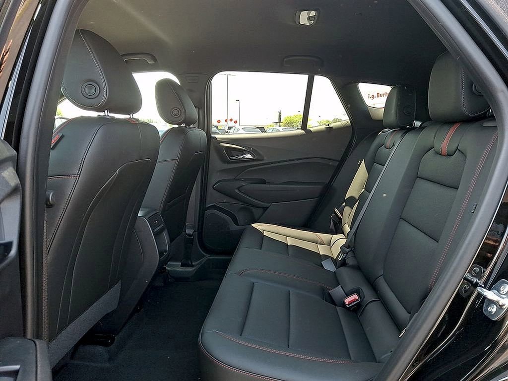 New 2026 Chevrolet Trax RS w/ Driver Confidence Package FWD image 6
