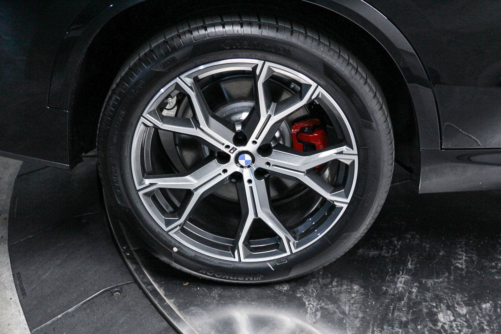 New 2026 BMW X5 xDrive50e AWD/4WD image 8