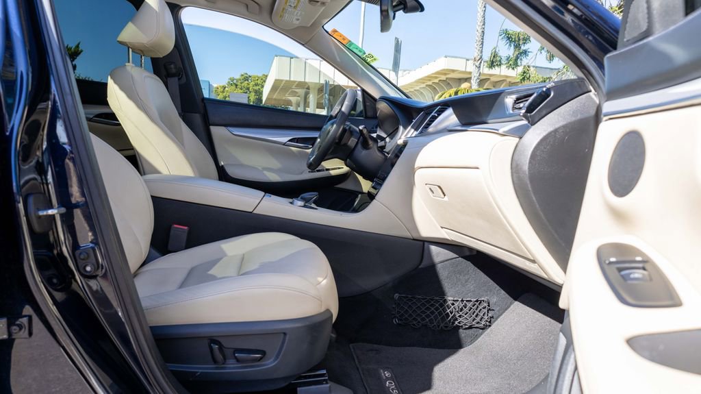 Used 2020 INFINITI QX50 Luxe w/ Navigation Package image 14