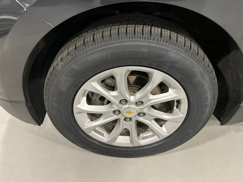 Used 2020 Chevrolet Equinox LS w/ LS Convenience Package image 8