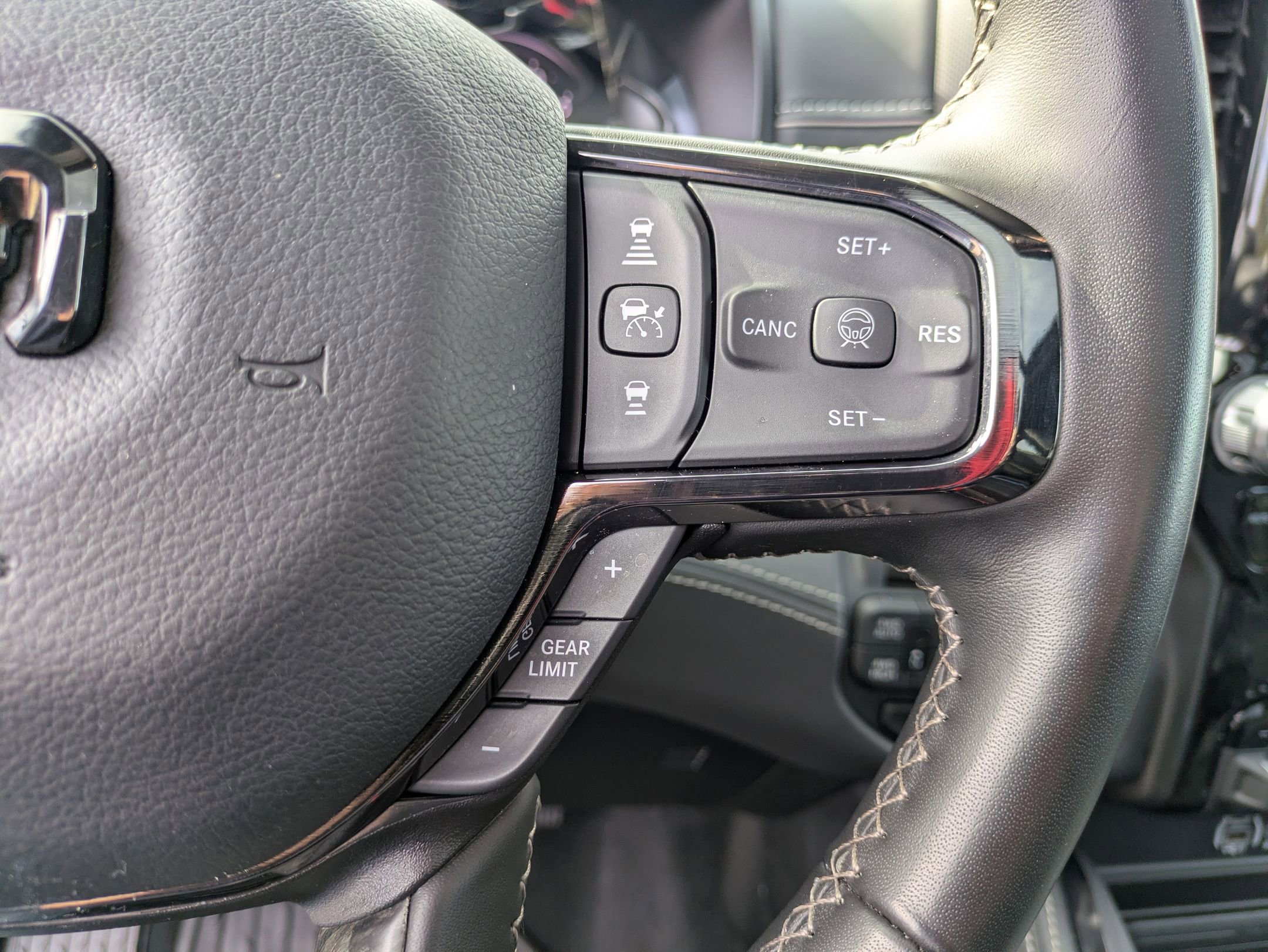 Used 2025 RAM 1500 Limited image 19