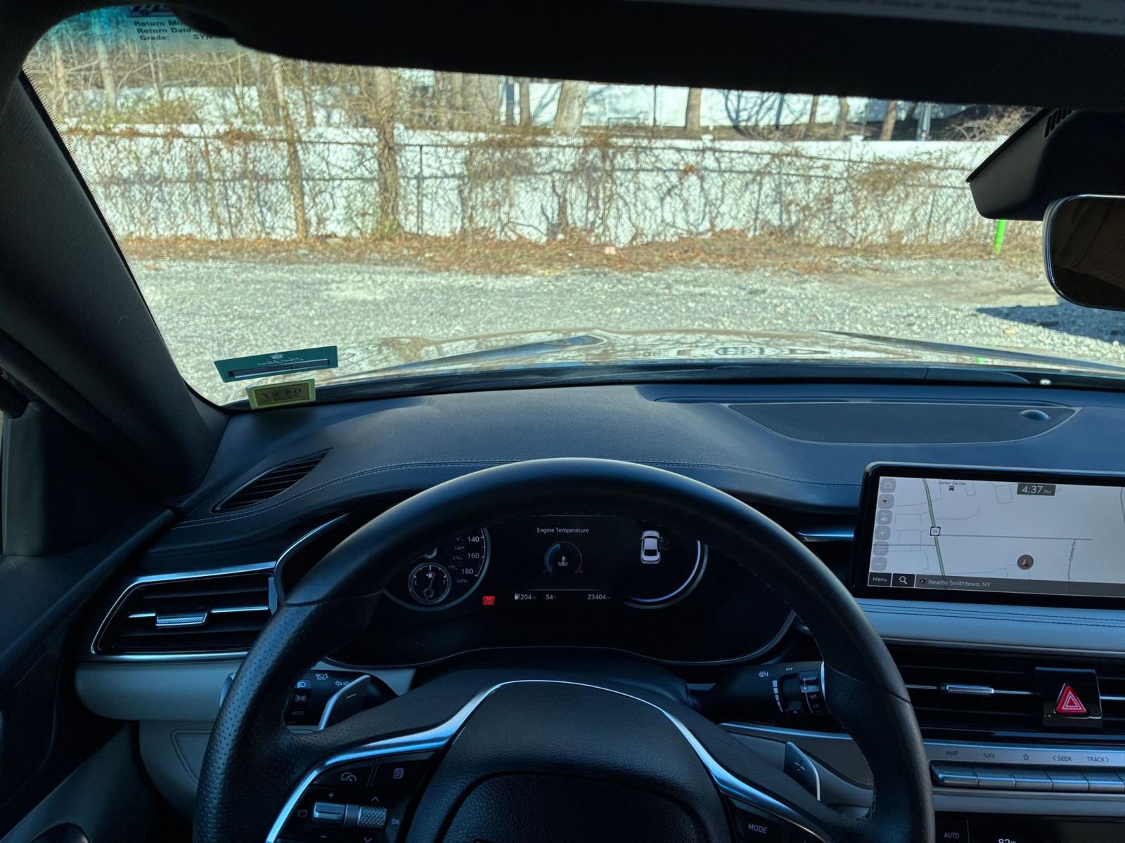 Used 2025 Genesis G70 2.5T image 34